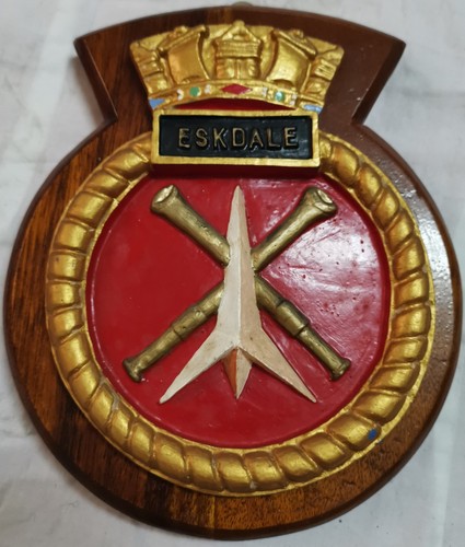 Hnoms eskdale ship - ship, crest