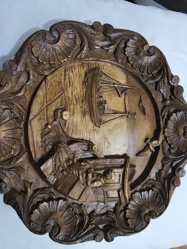Round carved wood wall - carved,