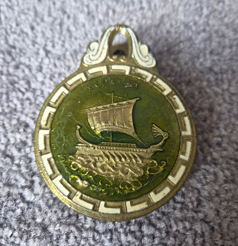 Round brass gold - round,