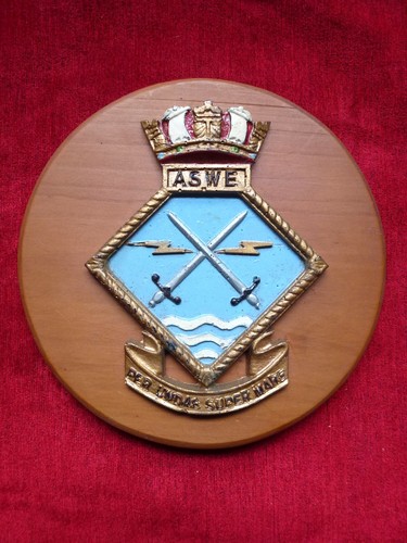 Royal navy aswe ships plaque - royal,