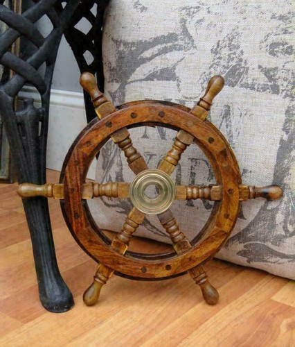 Wooden steering pirates - 12",