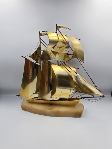 Large demott brass - large,