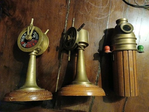 Vintage brass ships wheel - brass, with